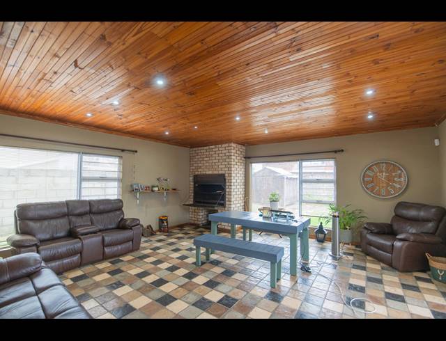 3 BEDROOM HOUSE FOR SALE IN KAMMA PARK